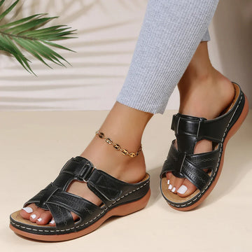 Amelia - Offene Freizeitsandalen