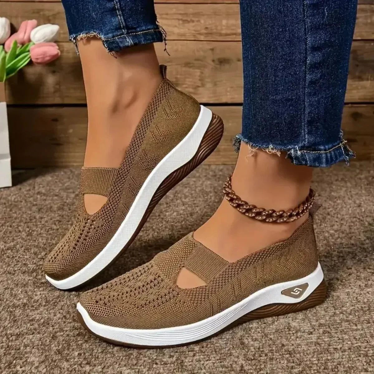 Madelline - Damen Slipper mit Keilabsatz