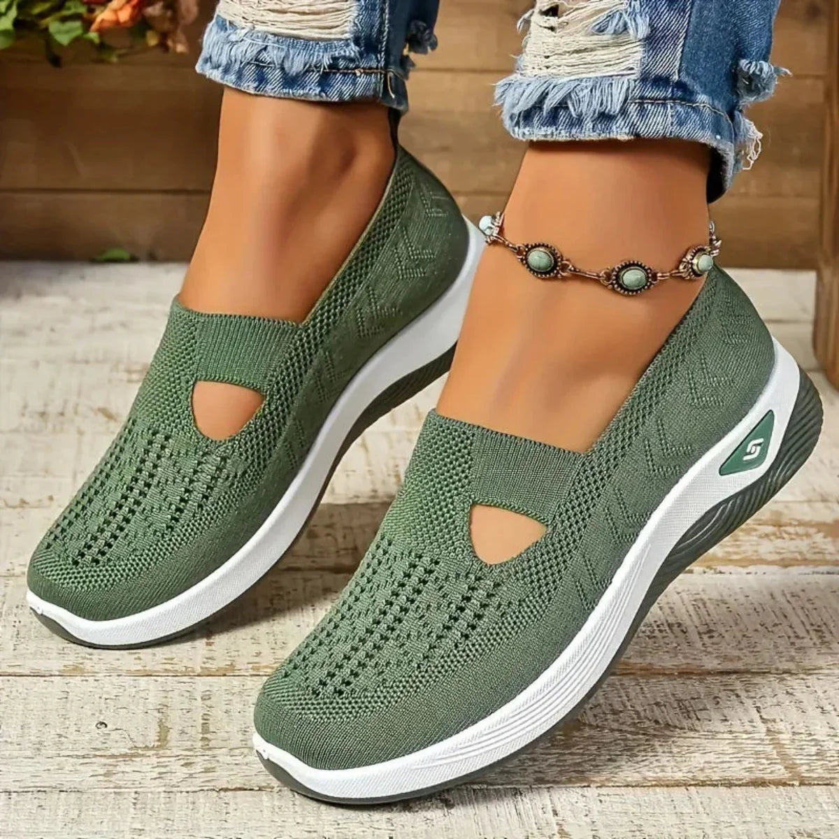 Madelline - Damen Slipper mit Keilabsatz