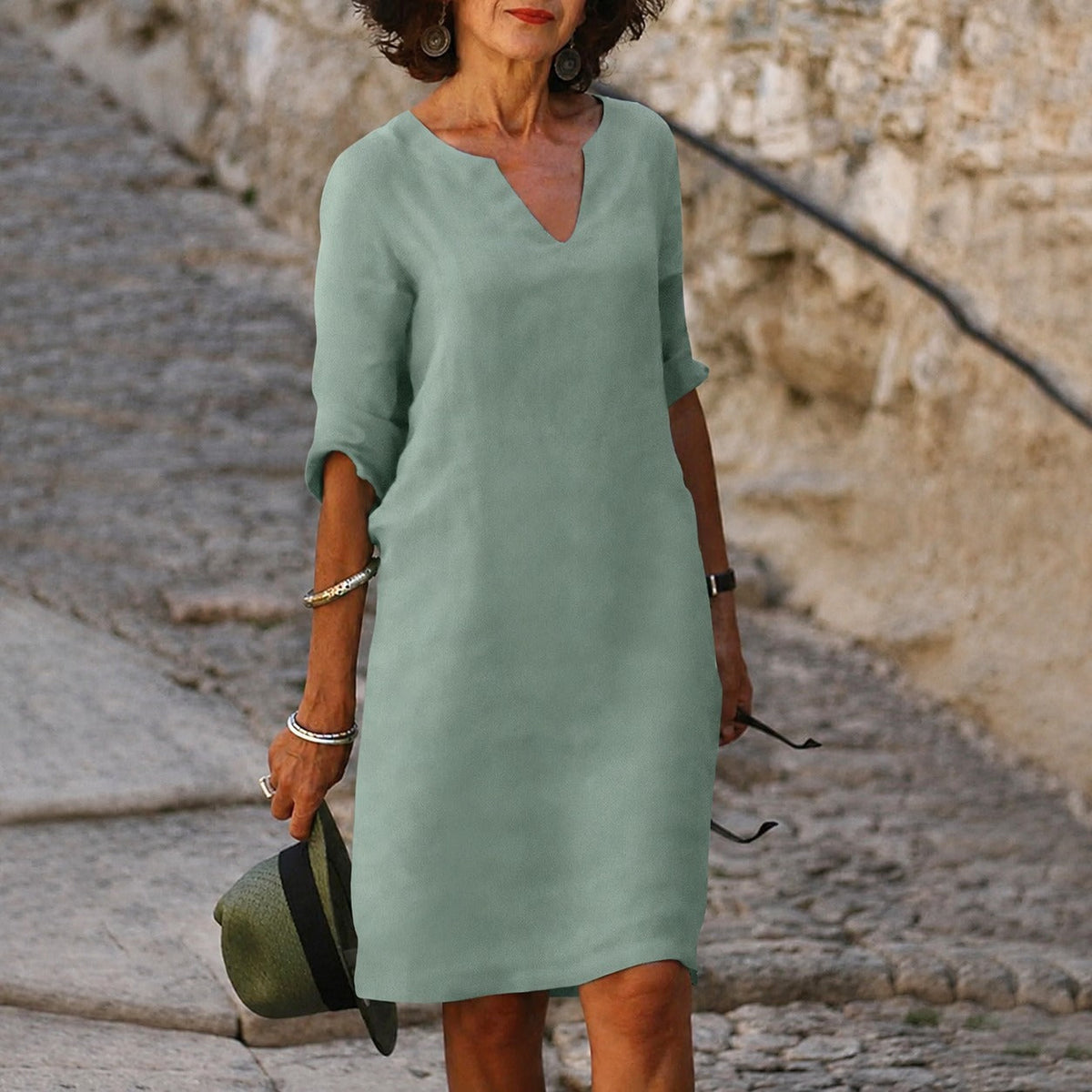 Sara - Stilvolles, schlichtes Kleid