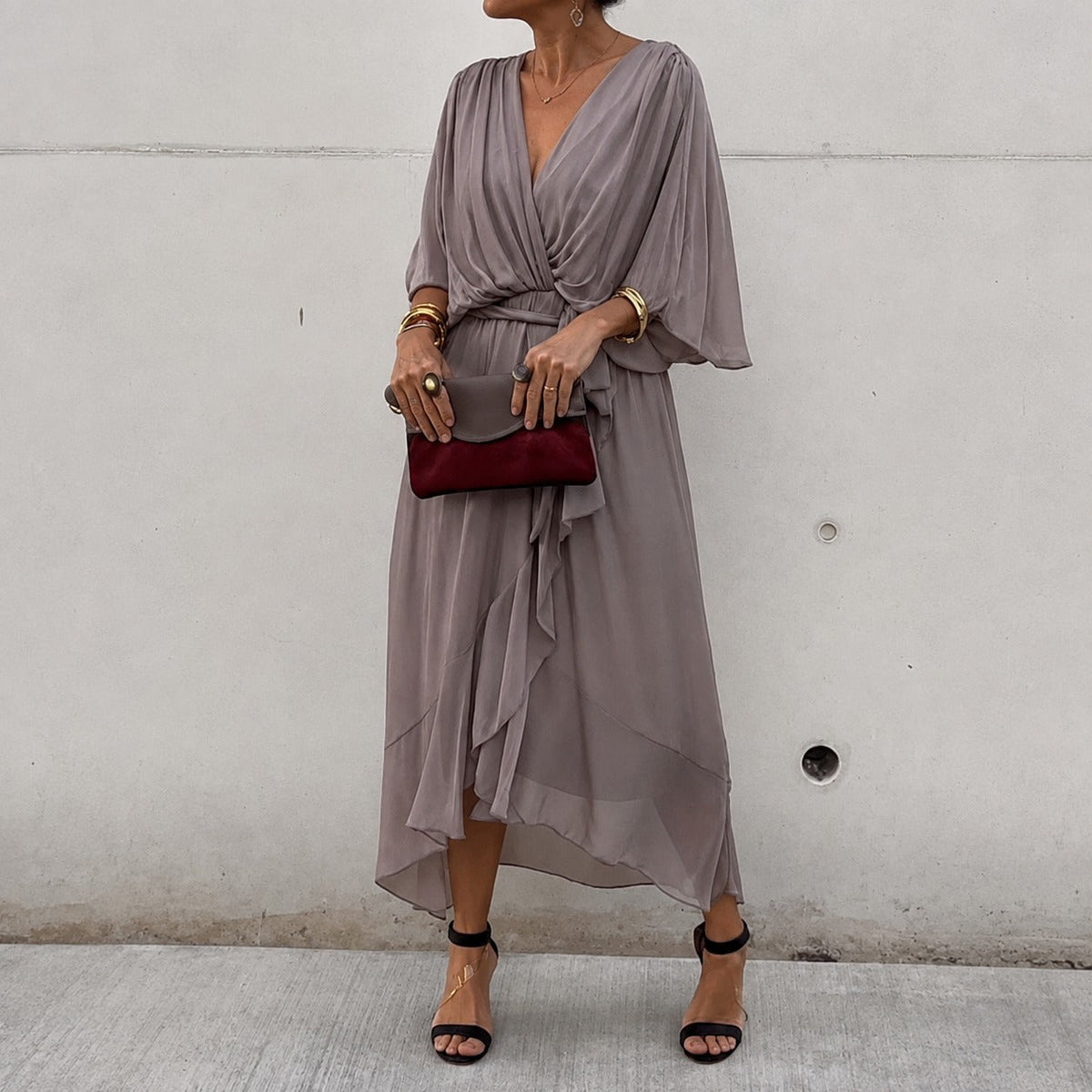 Loisa - Luftiges Kleid mit V-Schnitt
