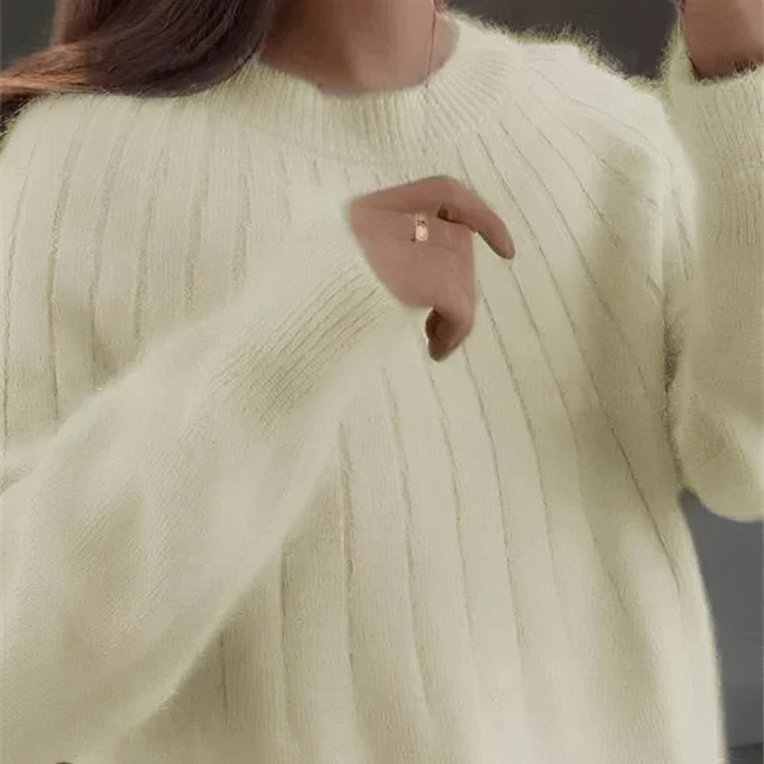 Naomi - Bequemer und warmer Pullover