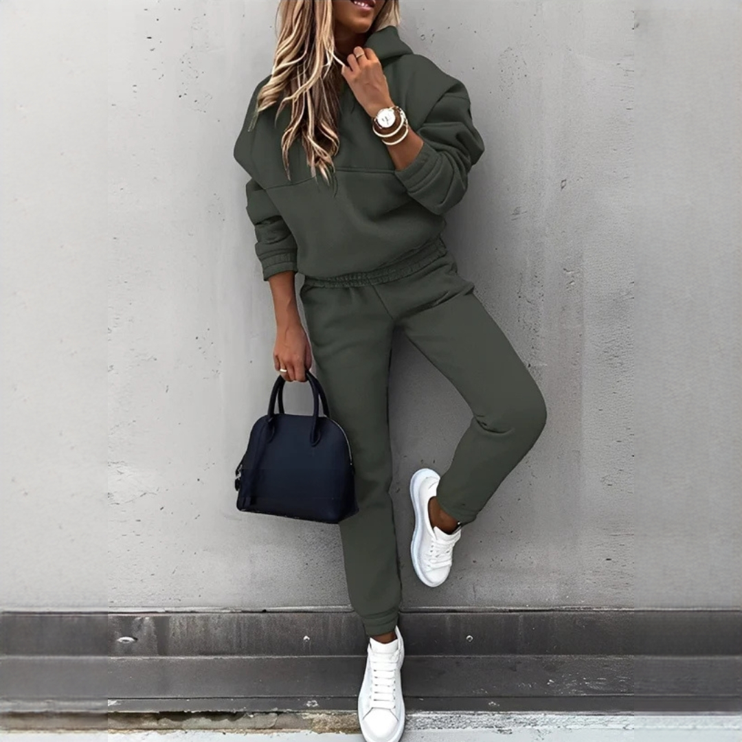 Rovina - Angenehmes Kapuzenpullover- und Hosenset
