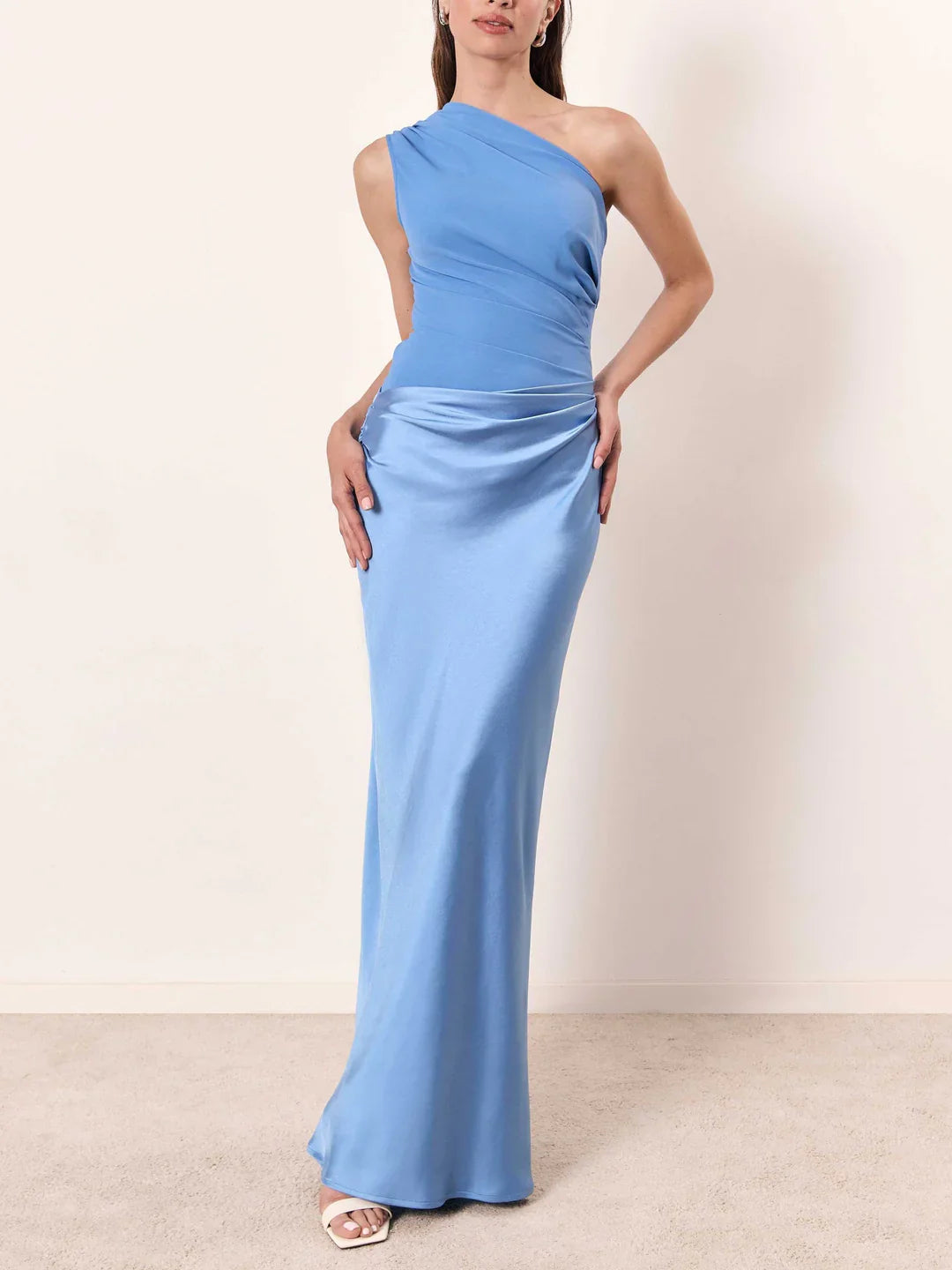 Anita - Elegantes Maxikleid mit einem Träger