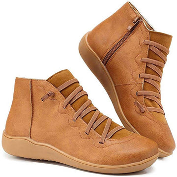 Afra - Zeitlose Schnürstiefel