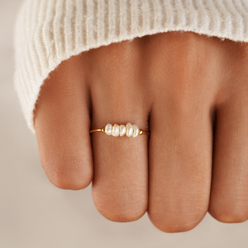 Maelia – Klassischer Ring mit Süßwasserperlen