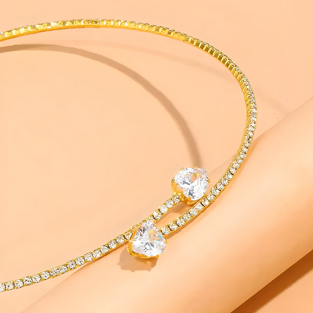 Olli – Offenes Herz-Halsband mit Diamanten