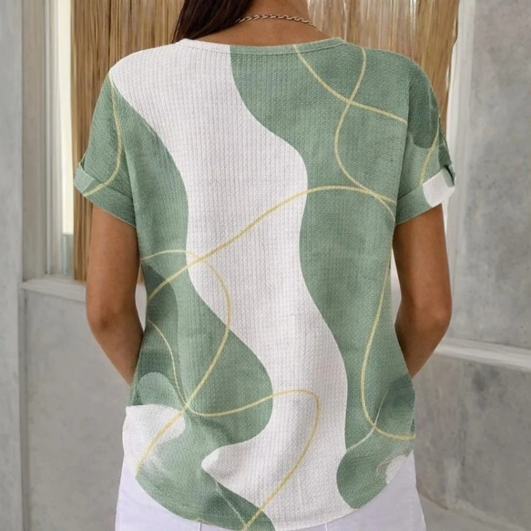 Bluse für Damen – Kurzarm-Henley mit 3-Knopf-Leiste, Rundhals, aufgekrempelte Ärmel, lockerer Schnitt, abstraktes Colorblock-Muster