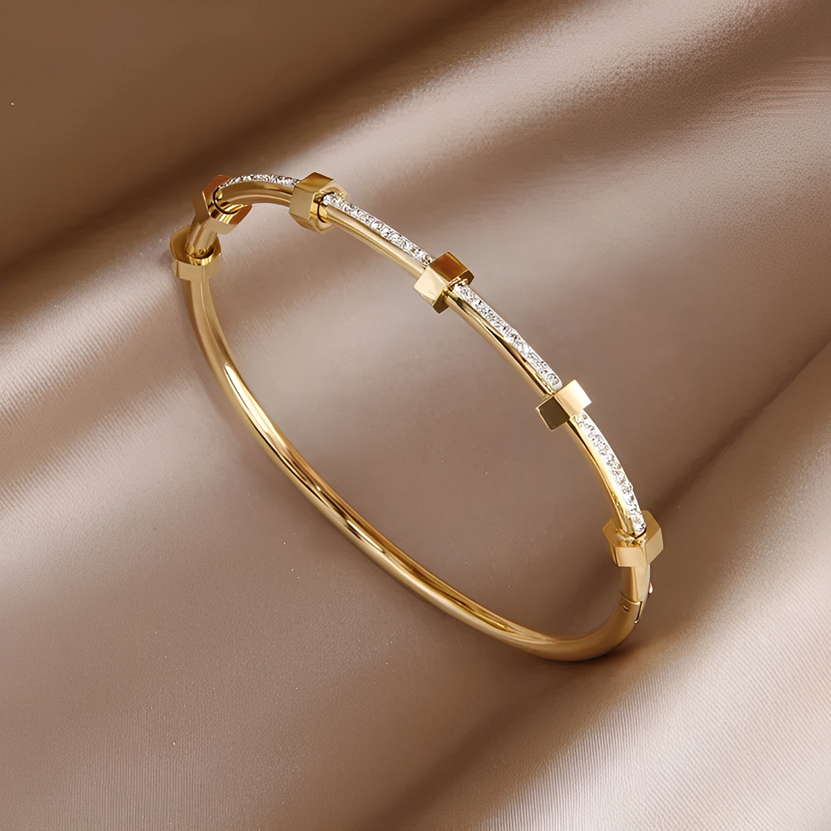 Amy – leuchtendes goldfarbenes Armband