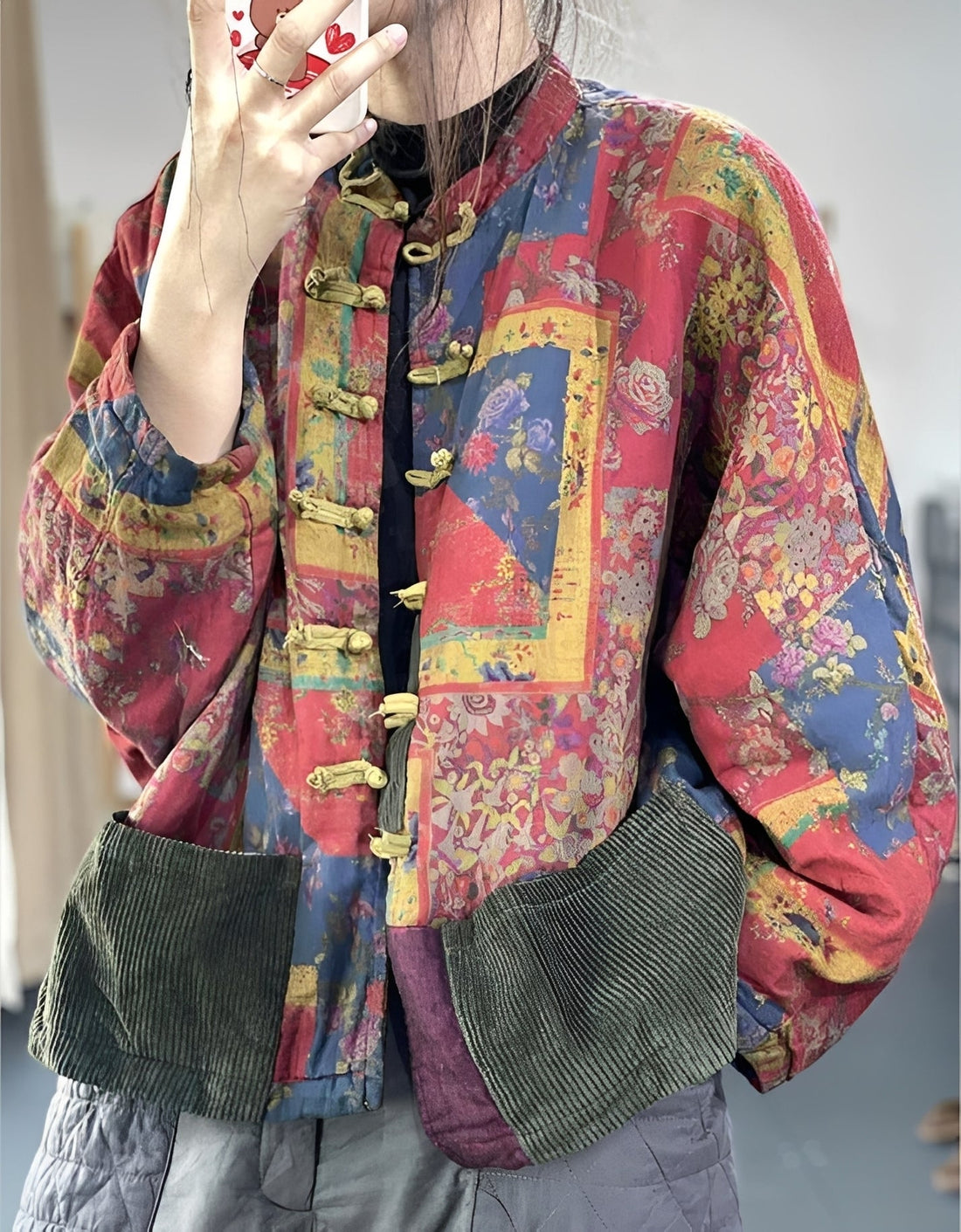 Hazel - Damenmantel in klassischem Stil mit Taschen