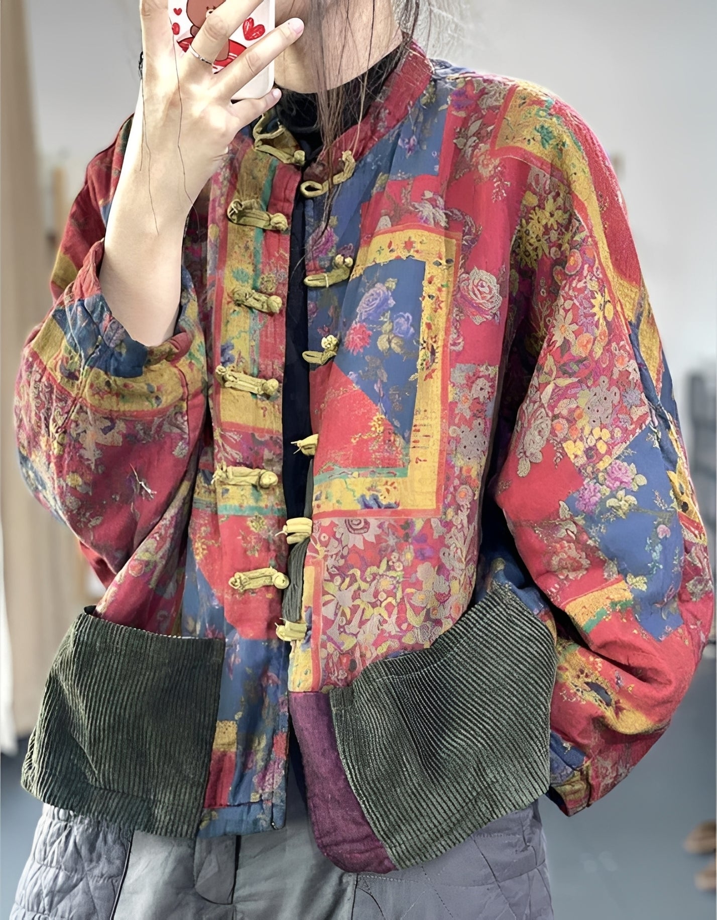 Hazel - Damenmantel in klassischem Stil mit Taschen