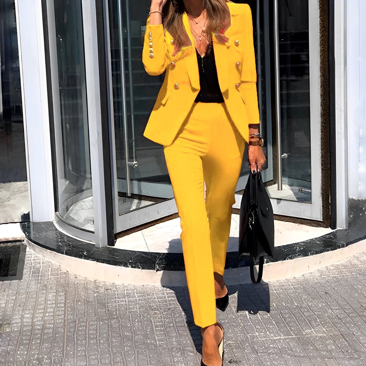 Wendy – Edles Blazer- und Hosen-Outfit