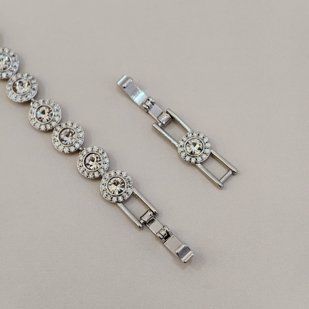 Victoria – Kette und Armband mit schimmerndem runden Knopf