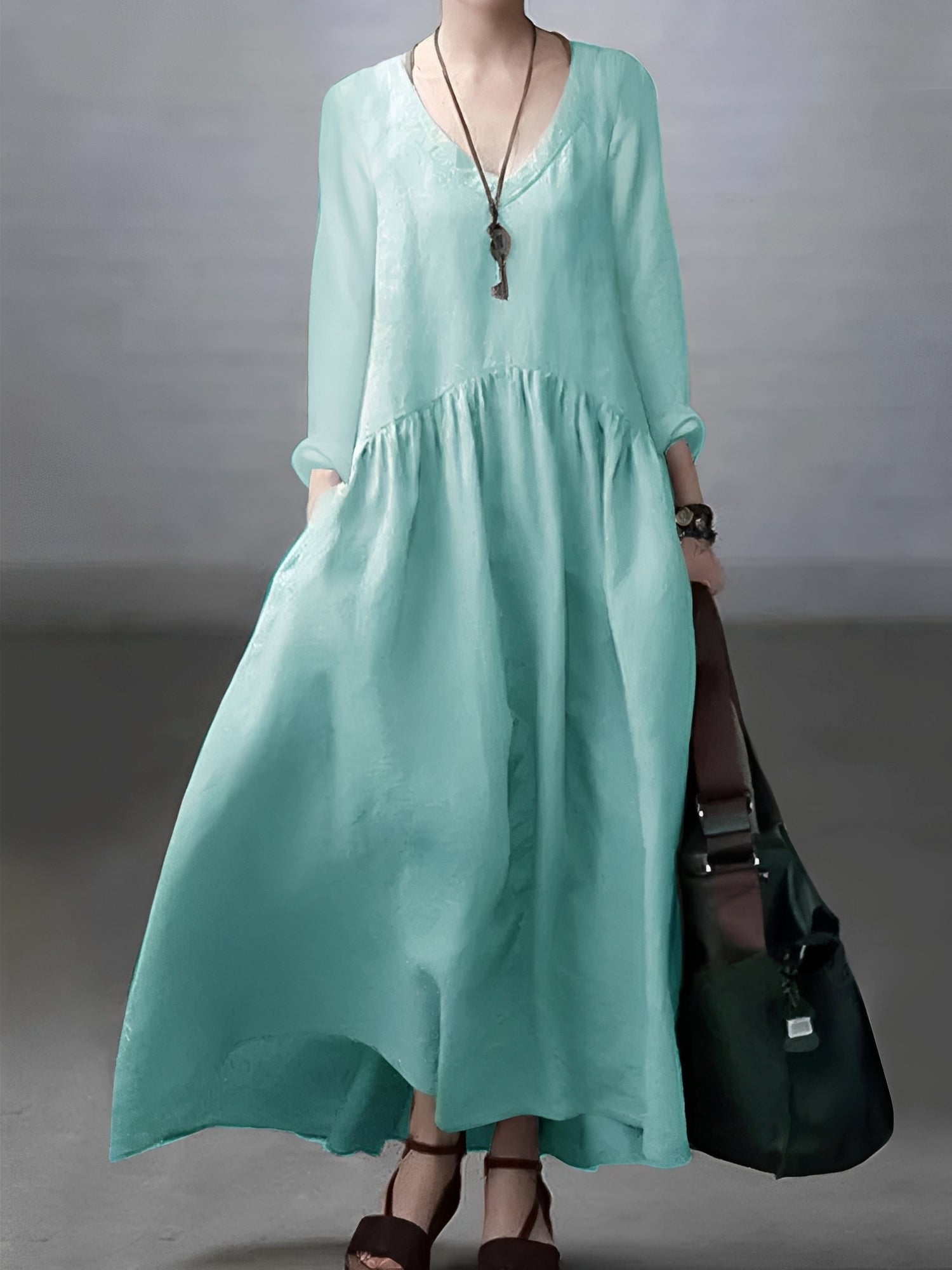 Lindy - Legeres, gemütliches Damenkleid mit V-Ausschnitt