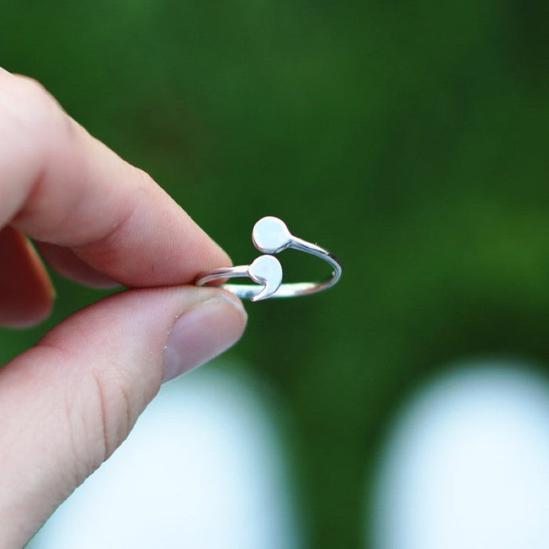 Schicker Semikolonring - Kraft-Ring