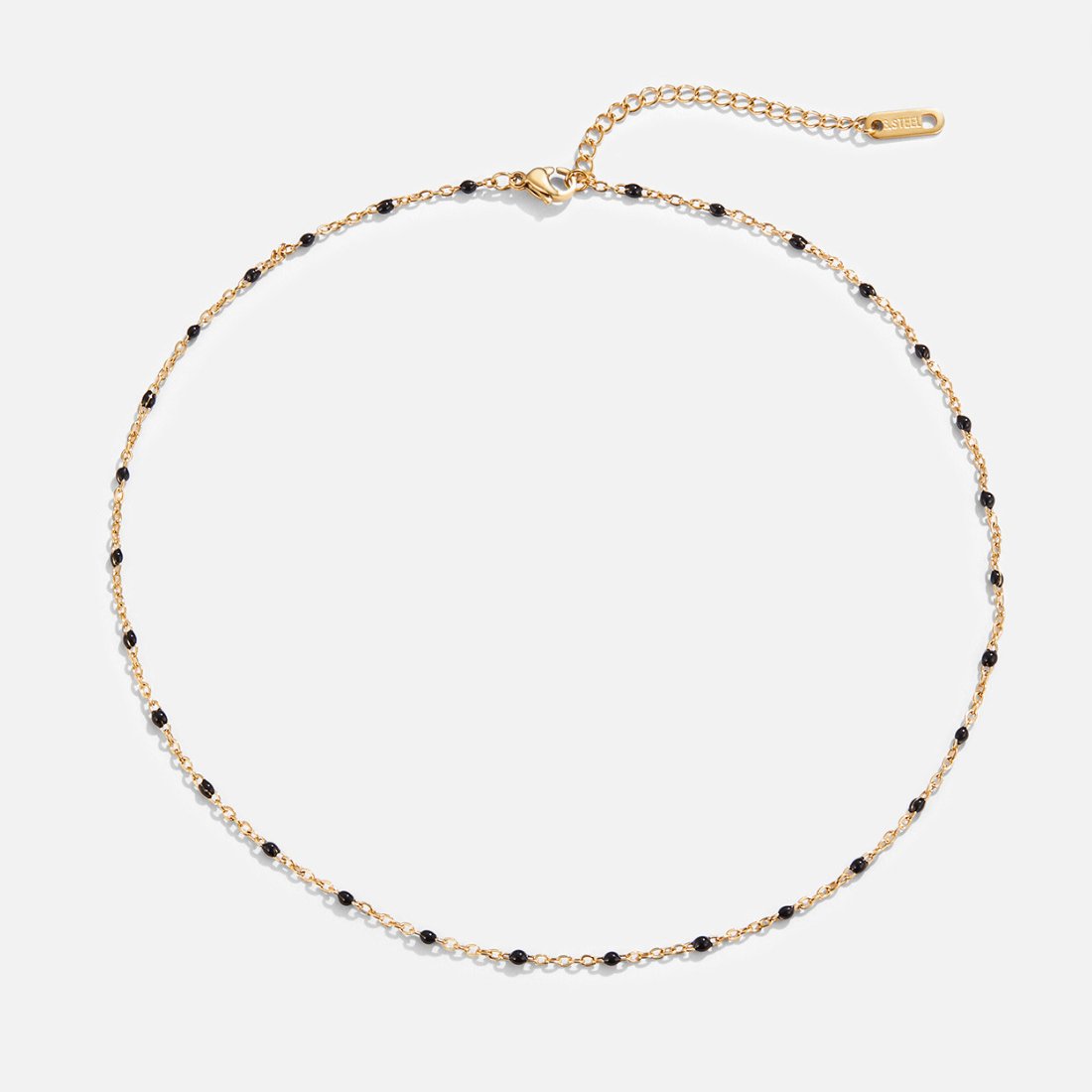 Yara – Elegante Halskette mit dunklen Perlen