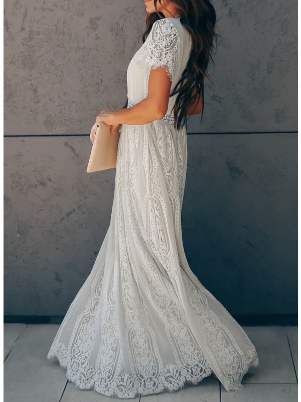 Elliana - Langes Spitzenkleid mit V-Ausschnitt