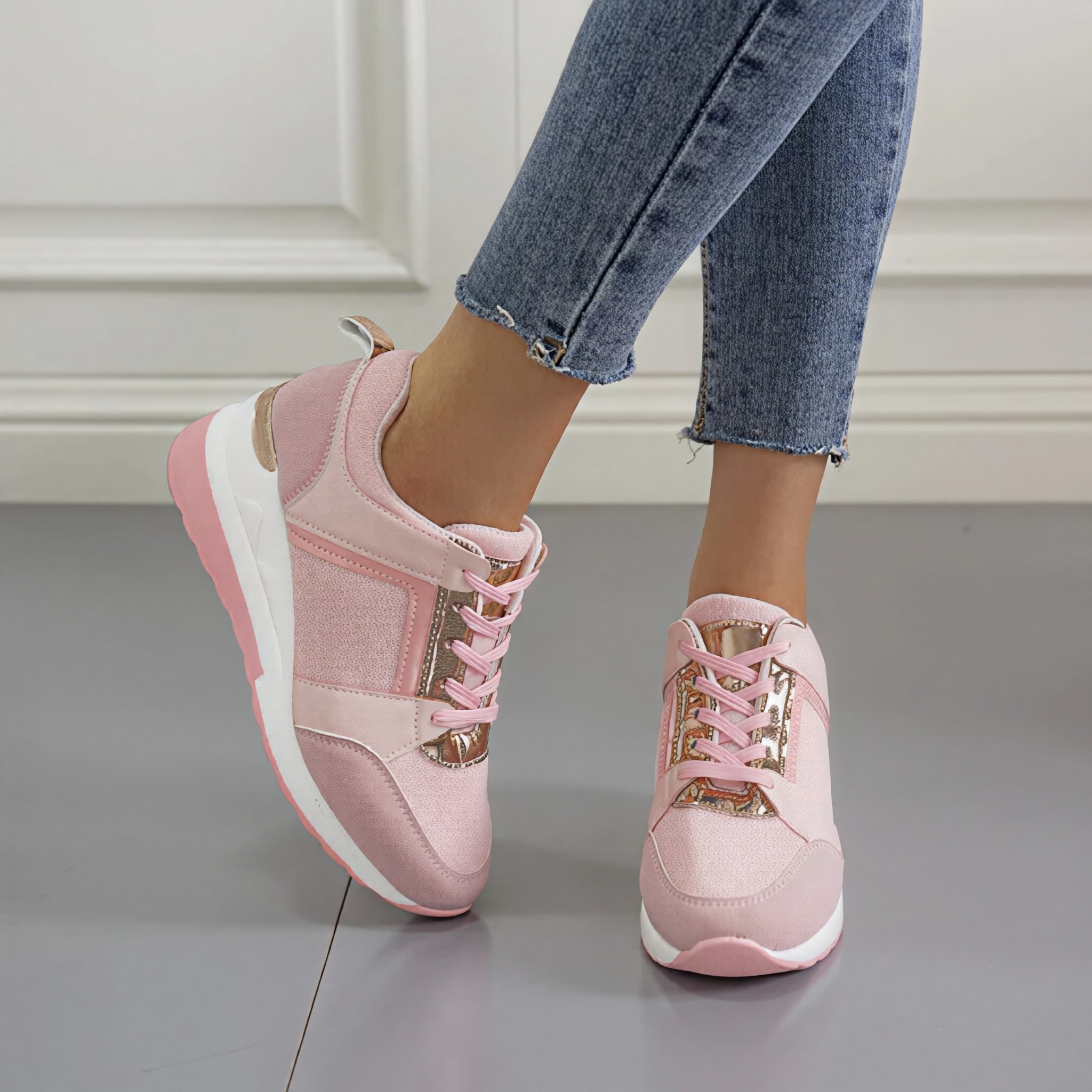 Maya - Sportliche Sneakers mit Schnürung