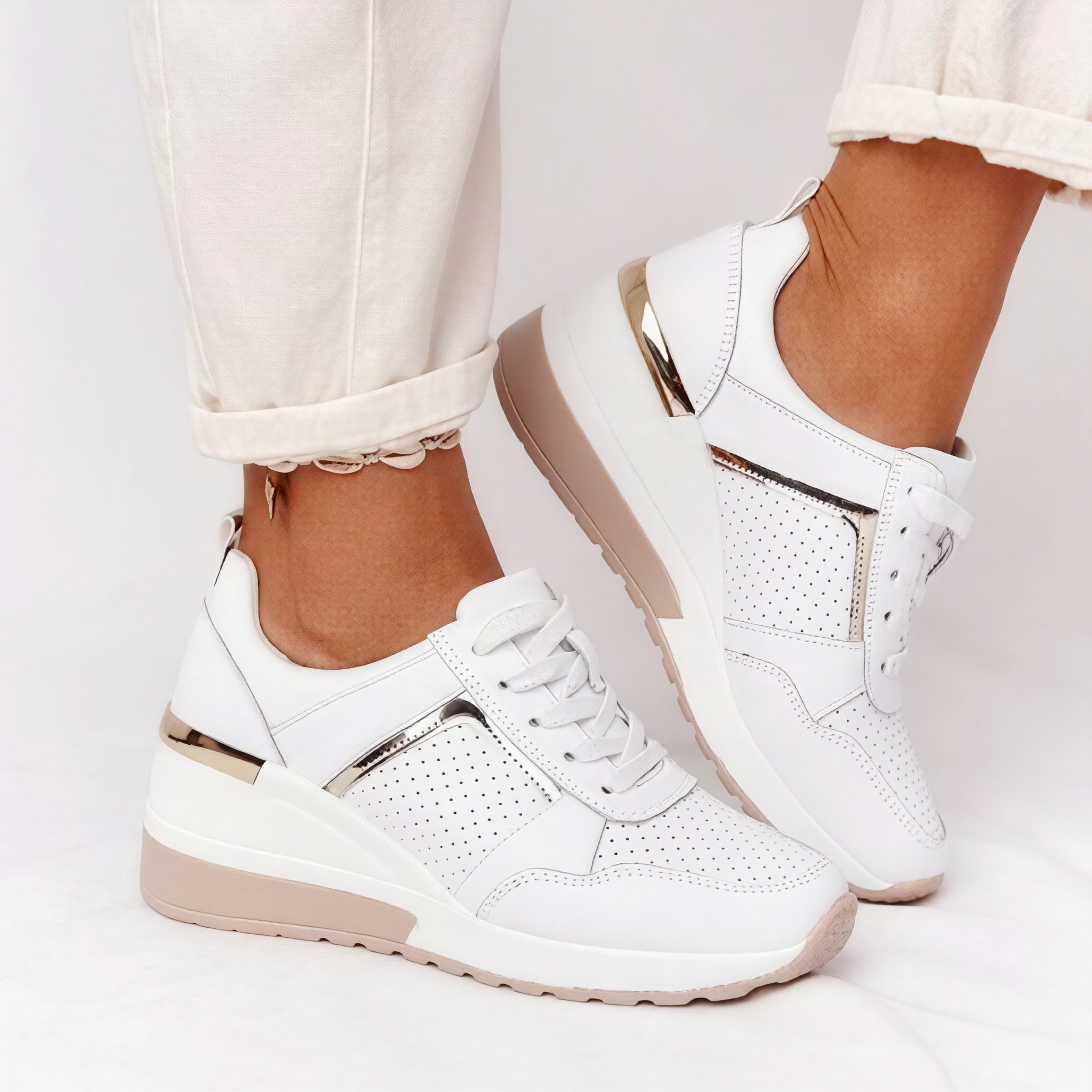 Maya - Sportliche Sneakers mit Schnürung