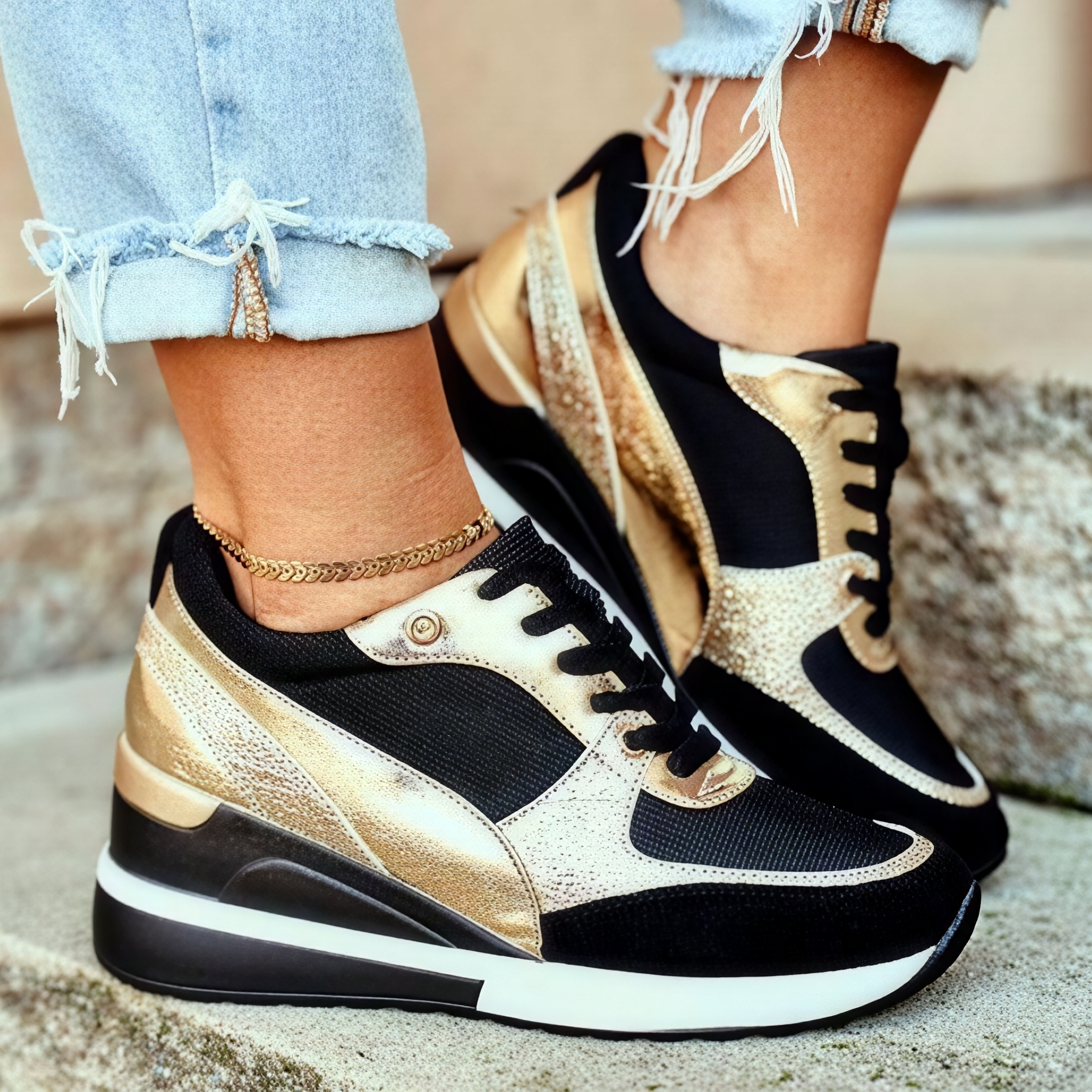 Maya - Sportliche Sneakers mit Schnürung
