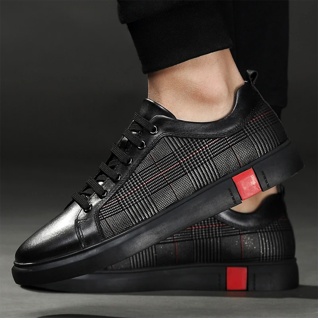 Kai - flache Sneaker mit Schnürsenkeln vorne